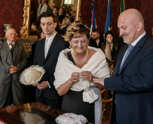 Scambio-fedi-sala-comunale-Faenza