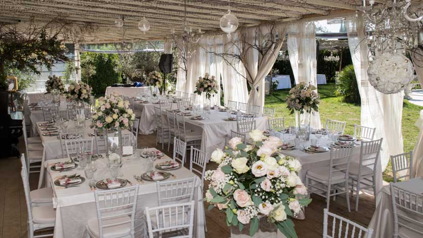 Tre pizzichi di Sale location matrimoni apparecchiatura
