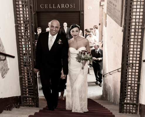 Elisa-e-Michele-su-scale-Palazzo-Merlato
