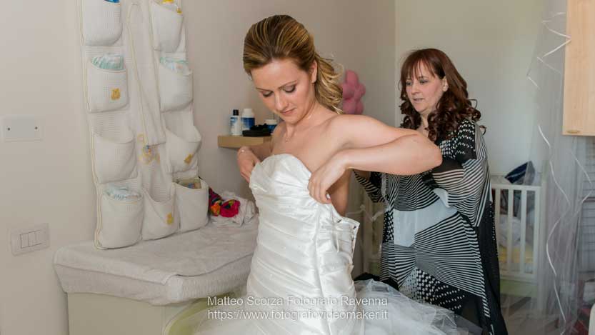 Preparativi della sposa e fotoreportage di matrimonio