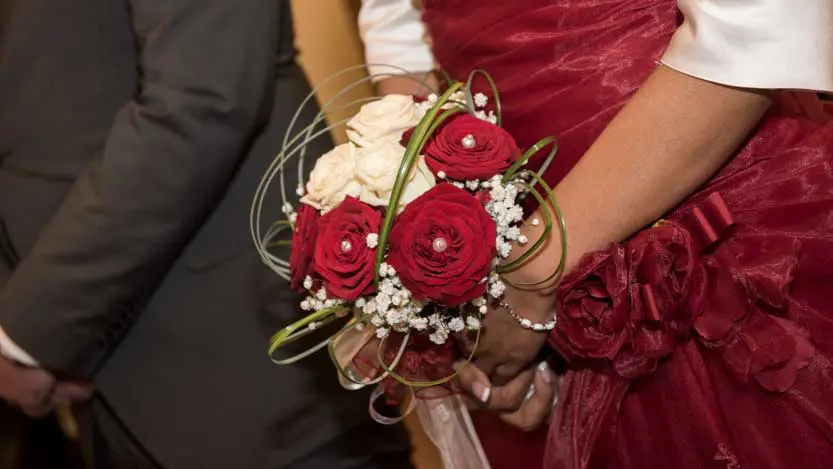 Bouquet sposa con perle di decoro