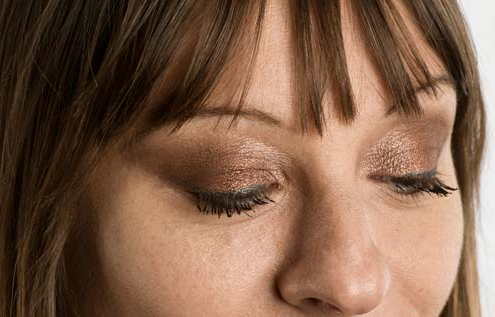 Trucco naturale occhi marroni