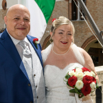 Barbara-e-Michele-sorridenti-appena-sposi-a-Ravenna