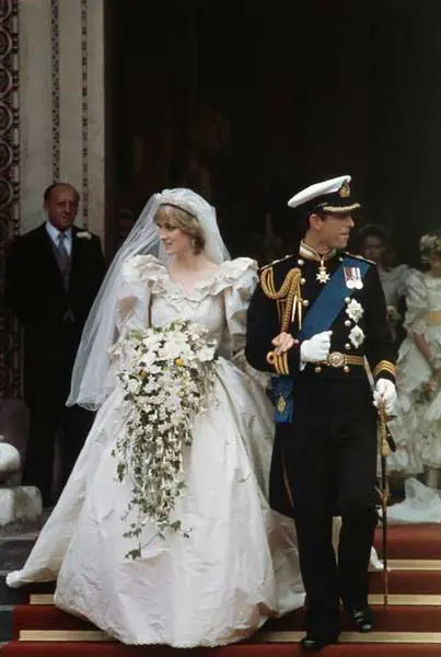 Diana sposa con abito da favola