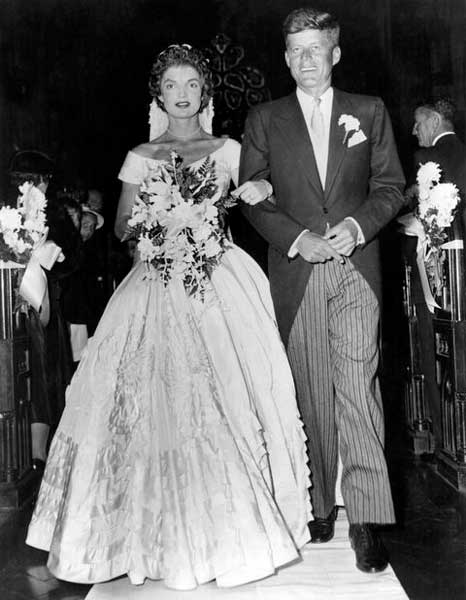 Jacqueline-Kennedy-il-giorno-del-matrimonio-con--John-Fitzgerald-Kennedy