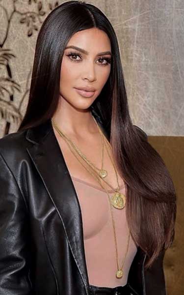 Kim Kardashian la star che ha fatto esplodere il counturing