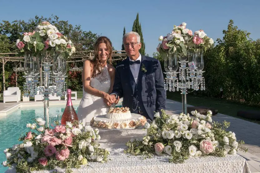 Fotografo matrimonio taglio della torta nuziale Lucia e Marco