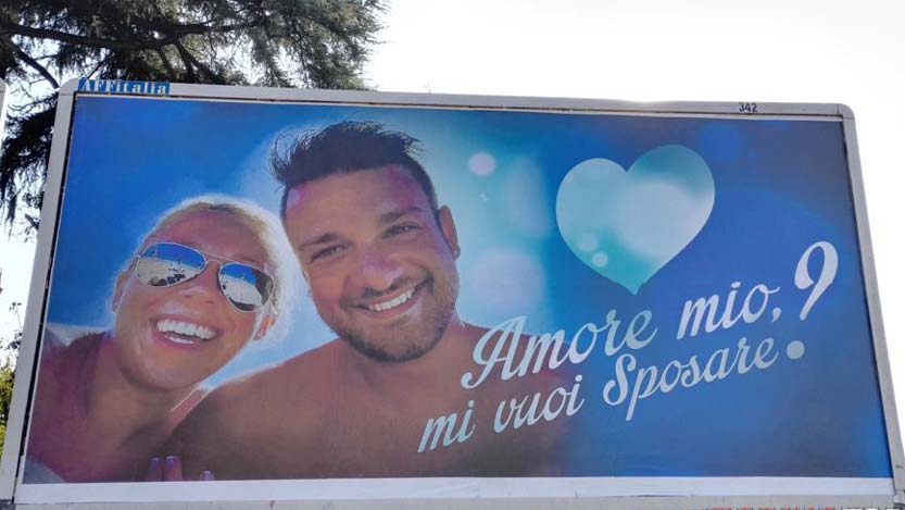 Proposta-matrimonio-pubblicitaria