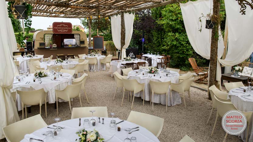 ambietazione esterna alla vecchia canala ravenna