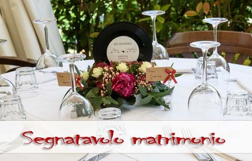 Segnatavolo-matrimonio-con-vecchi-45-giri