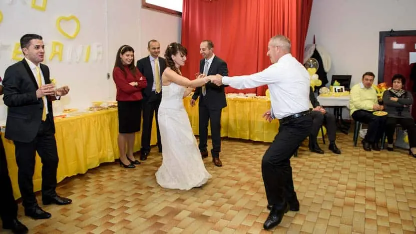 Ballo di Cenerentola in chiave moderna