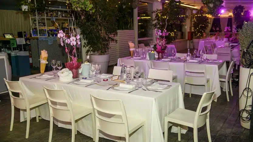 Sala imbandita tema matrimonio romagnolo