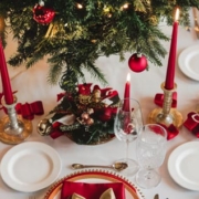Matrimonio Natalizio tavola adornata