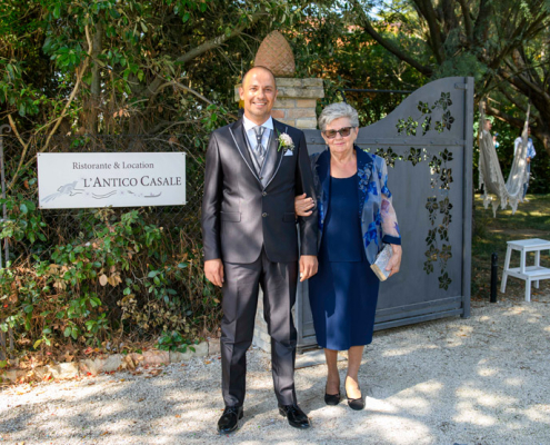 Antico Casale Cesenatico sposo con la mamma