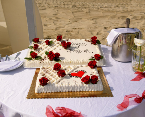 Bagno-Aloha-Beach-Marina-Romea-torta nuziale