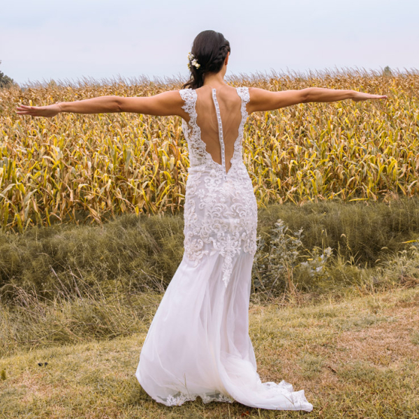 Fotografo matrimonio Emilia Romagna sposa di spalle